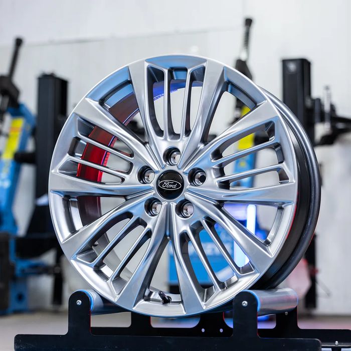 NOWE ORYGINALNE Felgi / Koła Ford 18" - Kuga Edge Escape Focus Mondeo