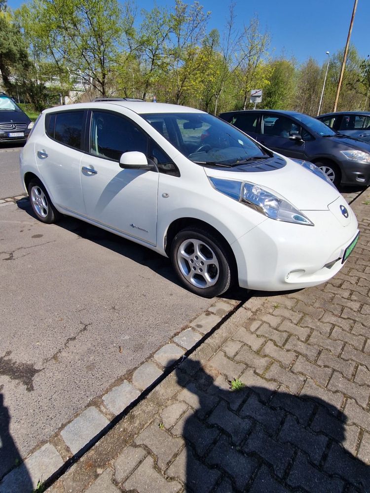 Nissan Leaf rok 2016
