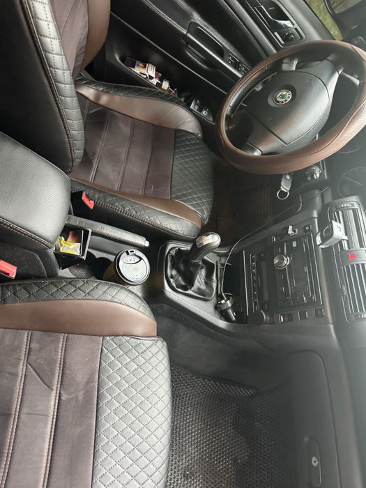 Шкода суперб 2006 рік