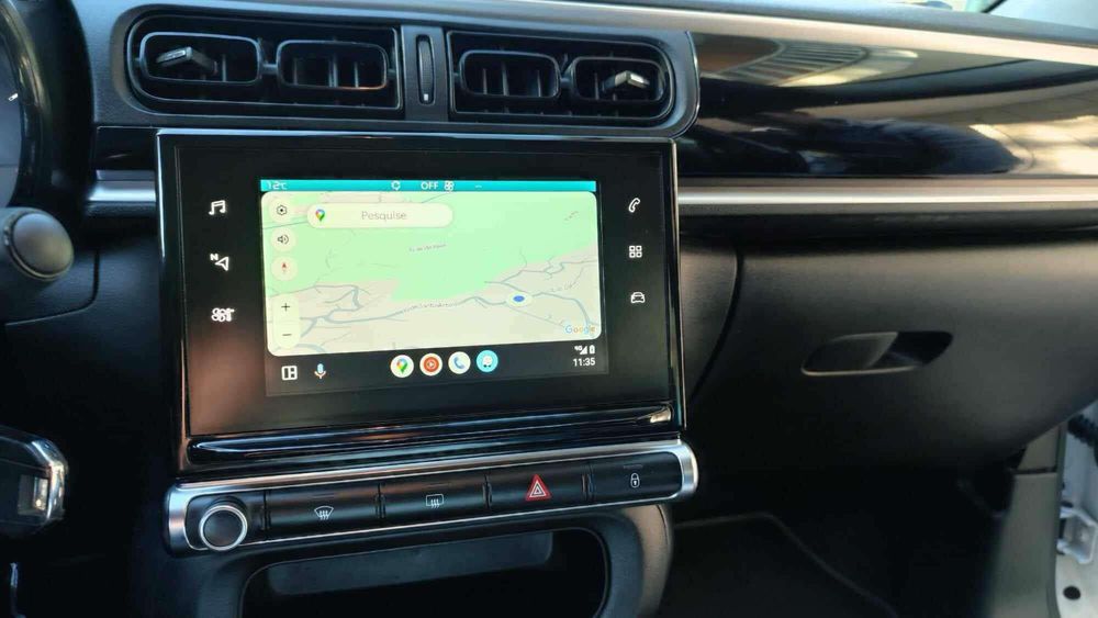 Citroen C3 1.2 2018 poucos kms