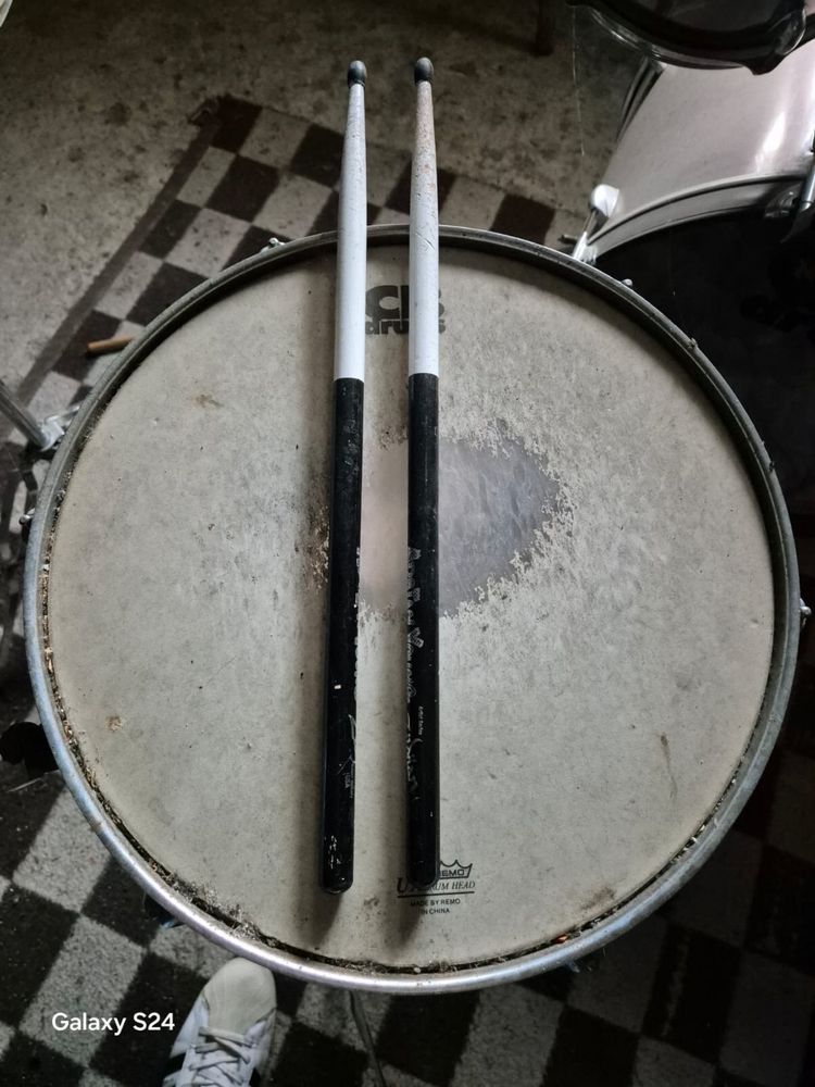 Vendo bateria em estado razoavel