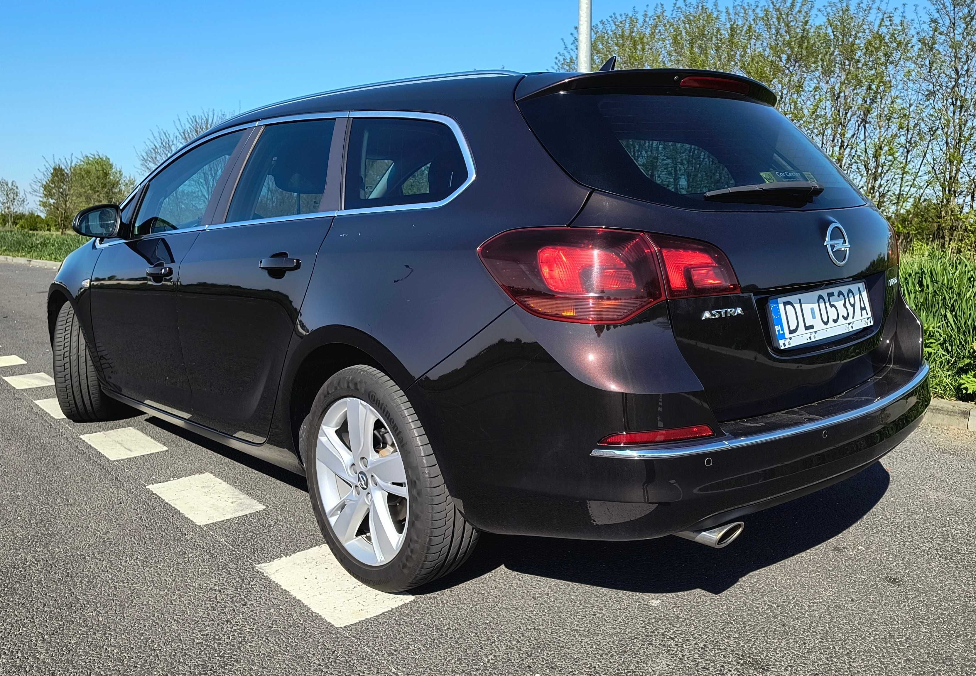Opel Astra Sports Tourer 1,4 Turbo, 140 KM, benzyna, manual, 2013r.
