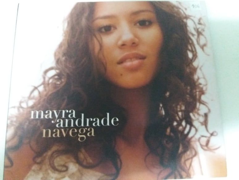 Mayra Andrade - Navega