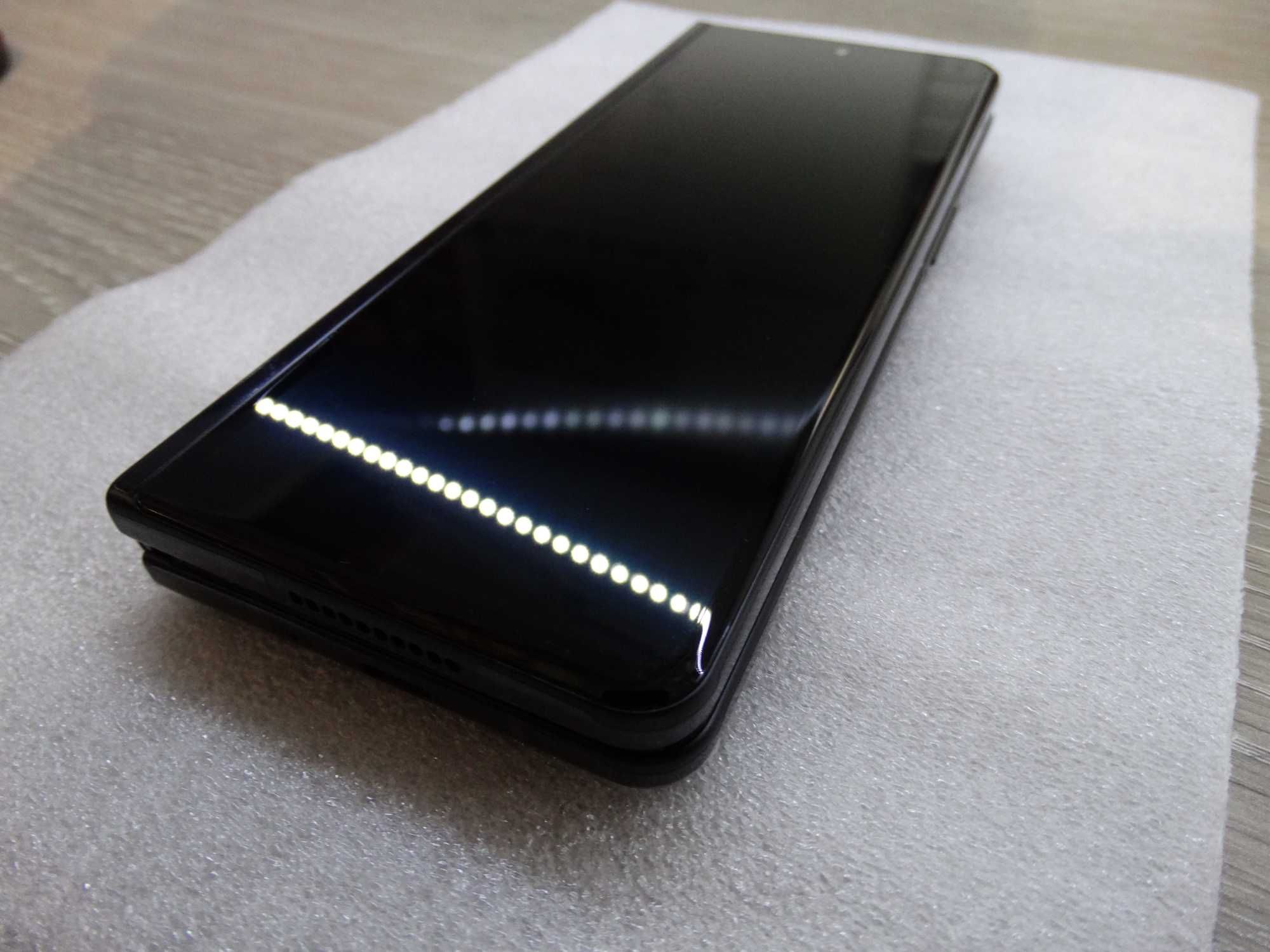 SAMSUNG GALAXY FOLD 3 pełen zestaw GWARANCJA 12 GB / 256 GB jak nowy