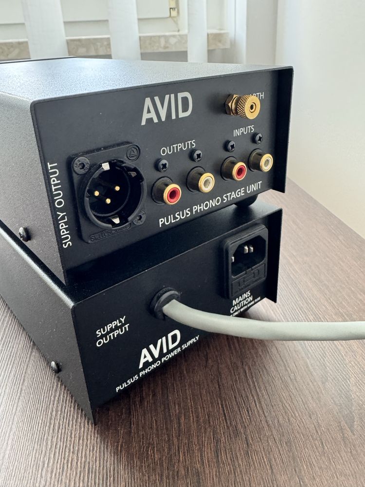 Avid Pulsus Phono