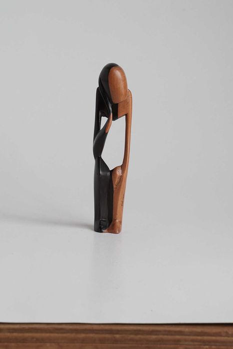 Várias peças em madeira