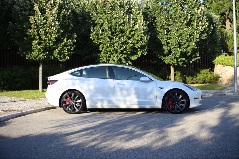 Tesla Model 3 Performance IVA M3P