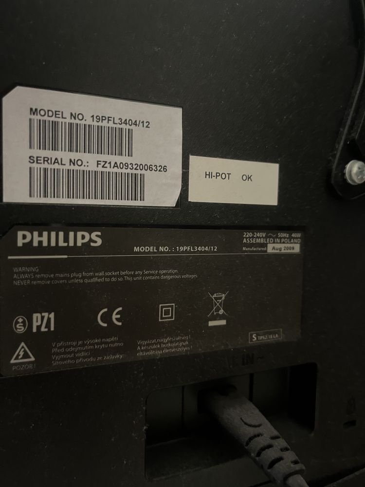 Телевізор Philips 19PFL3404/12