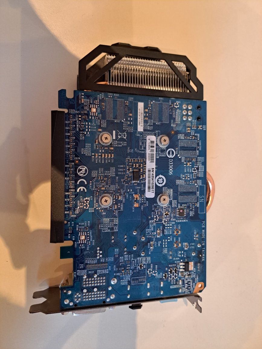 ВІдеокарта gigabyte gv-n75toc-2gi