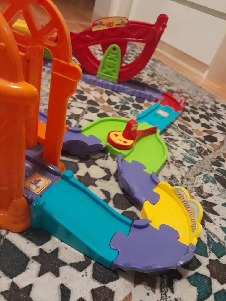 Vtech zestaw torów plus autka