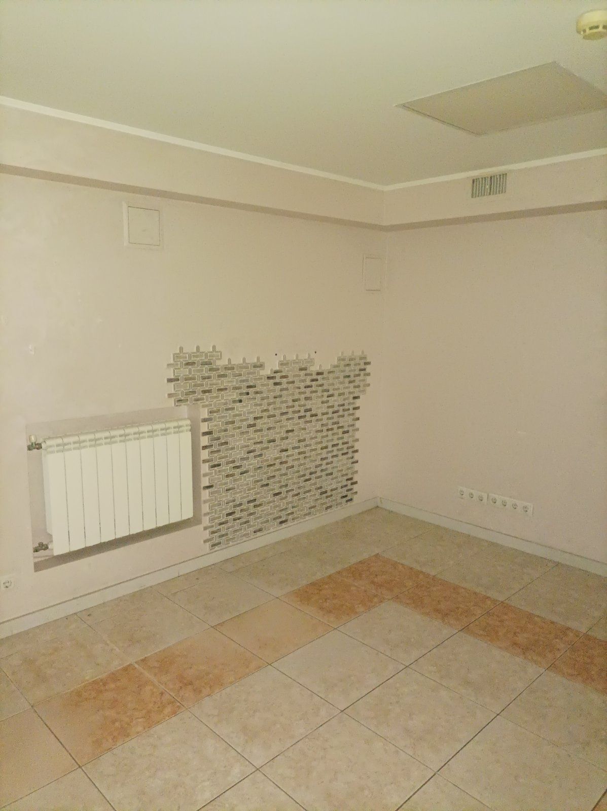Здається приміщення б-р. Чоколовський 19, 80м²