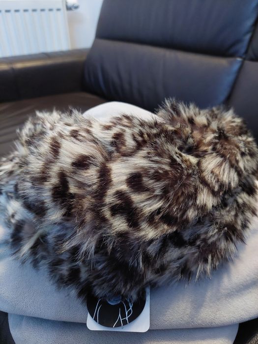 Komin futerkowy sztuczne nowe