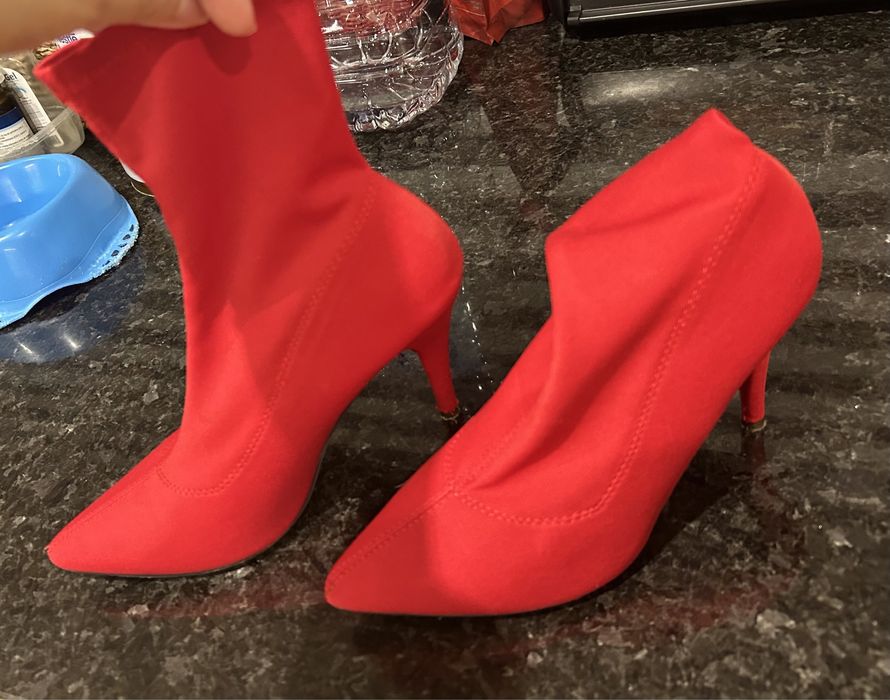 Botim vermelho tam 35
