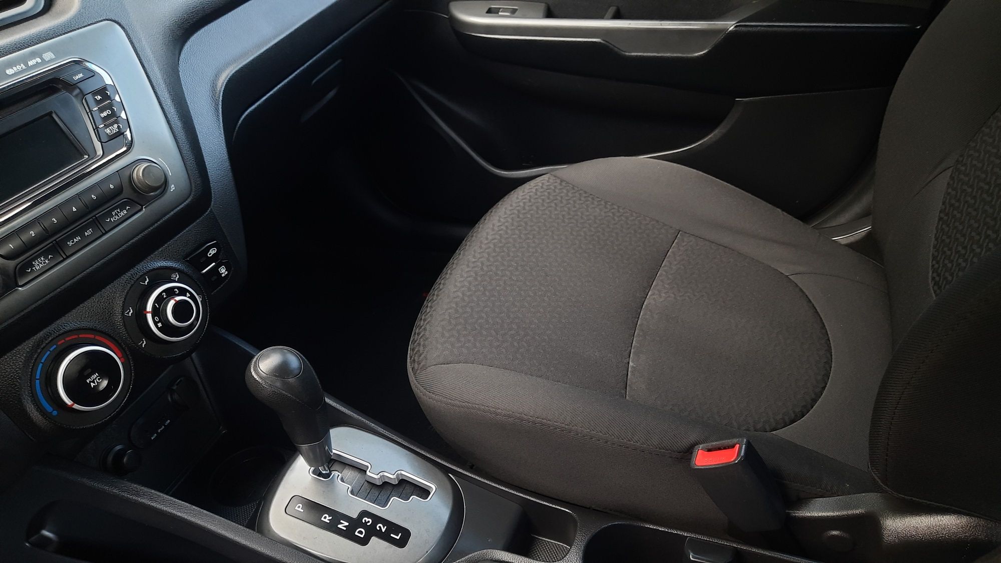 Kia Rio  2013 автомат