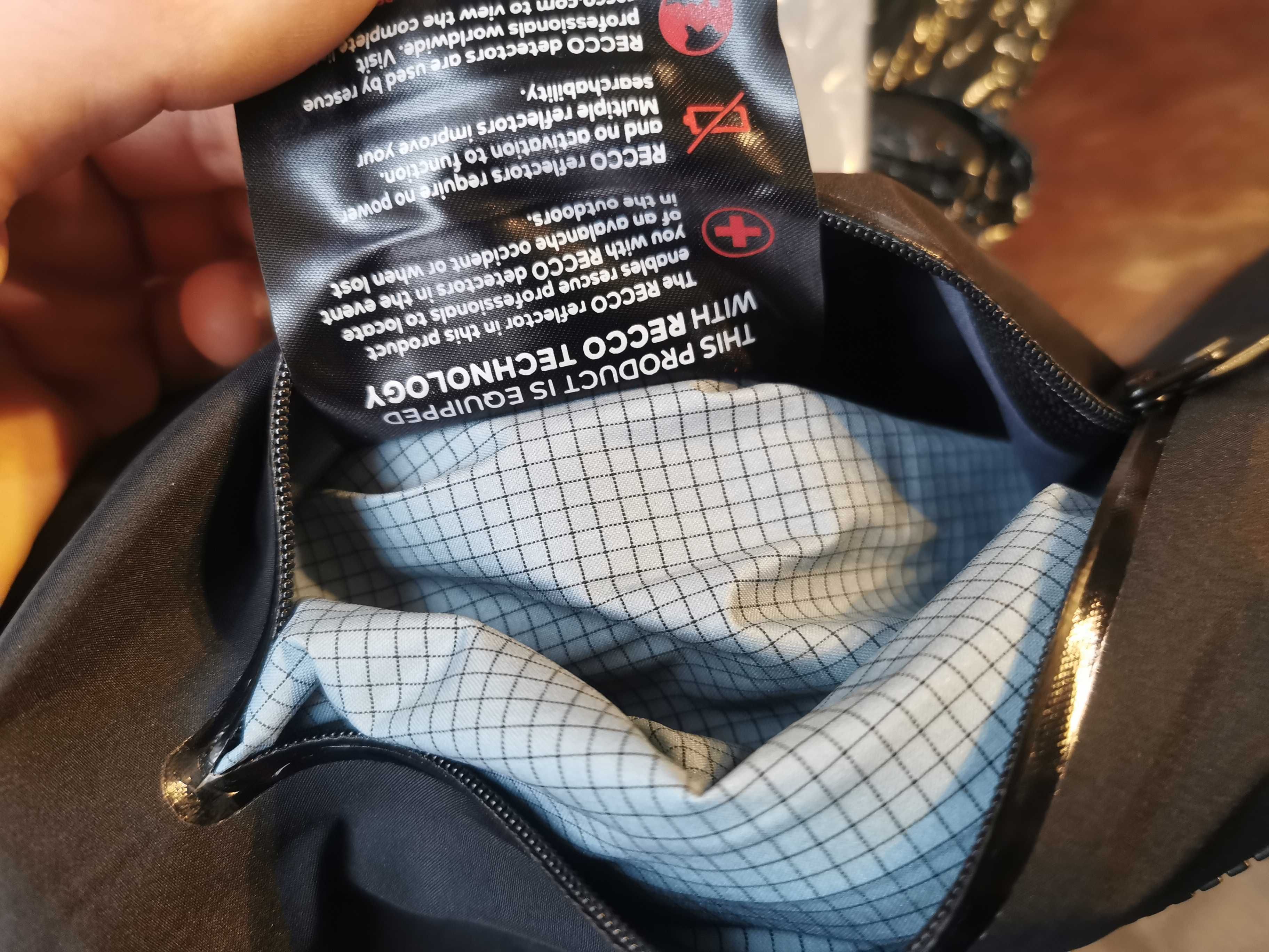 ArcTeryx Alpha SV taka jak 95 procent innych śmieci tutaj