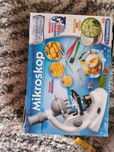 Mikroskop edukacyjny
