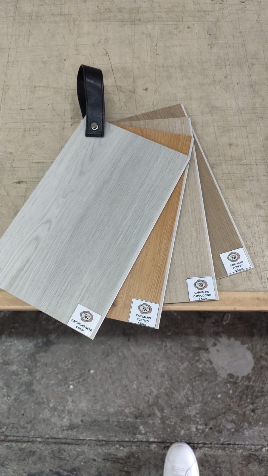 FLUTUANTE VINÍLICO SPC CLIC Carvalho 1220x180x5.5mm (ENVIO GRÁTIS)