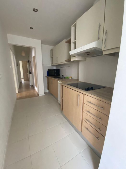 Quarto singular Moscavide