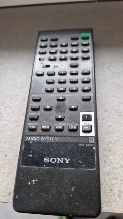 Sprzedam amplituner sony