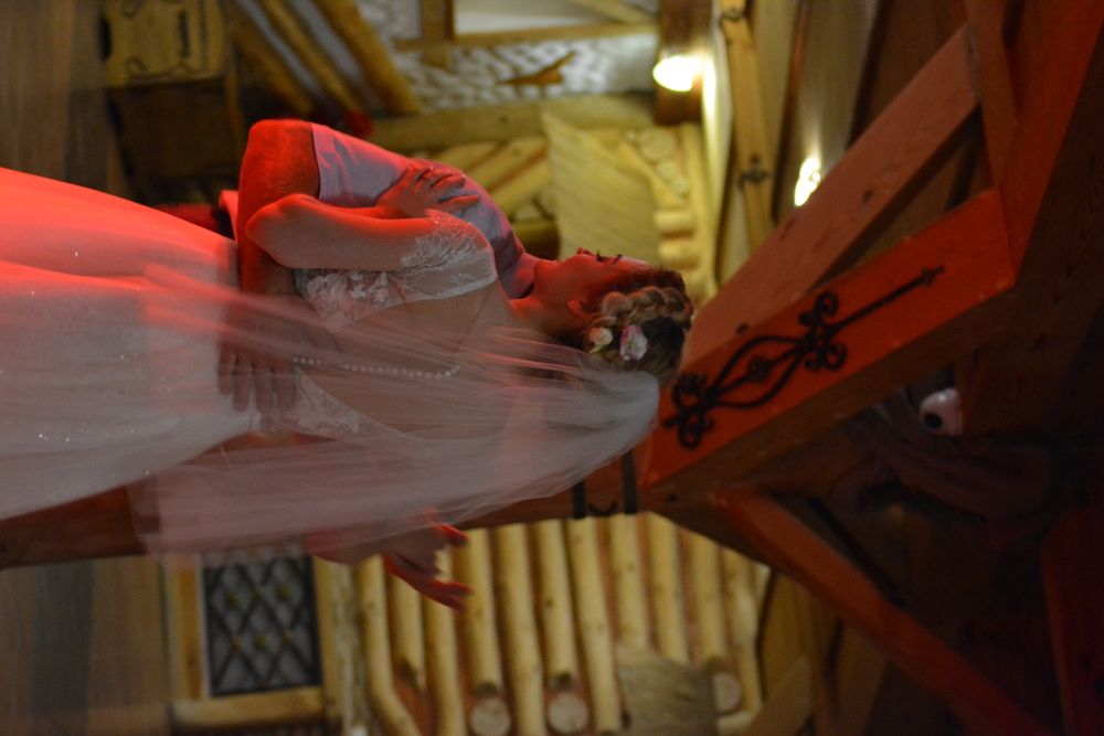 Ślubna suknia Madonna w idealnym stanie