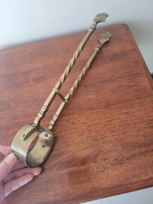 Mosiężny chwytak kominkowy