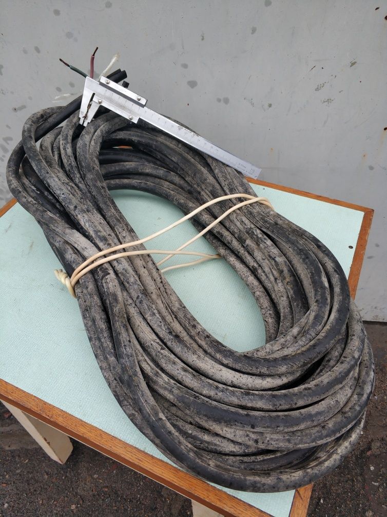 Мідний кабель 3 * 2,5 в двойній гумовій ізоляції