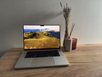 MacBook Pro 2021 M1 Pro/15/512 97% батарея 67 циклів