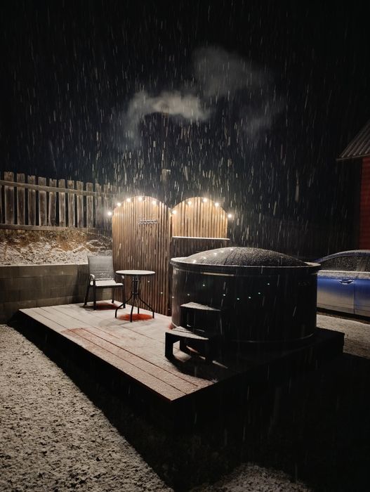 Котеджі Арніка З ЧАНОМ