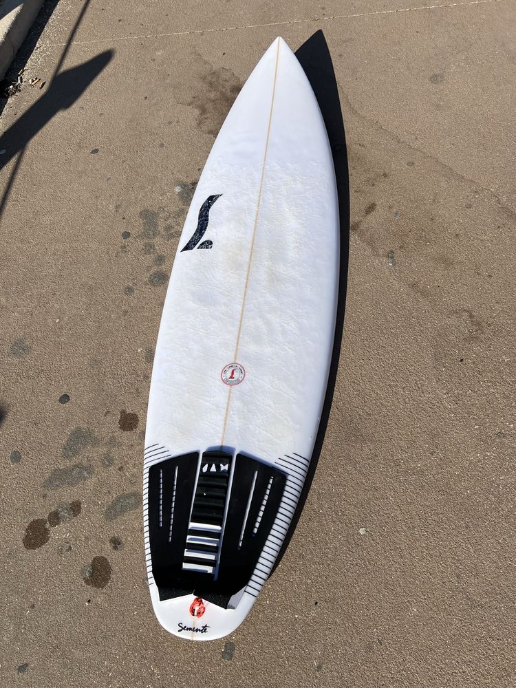 Vendo prancha de surf 29l