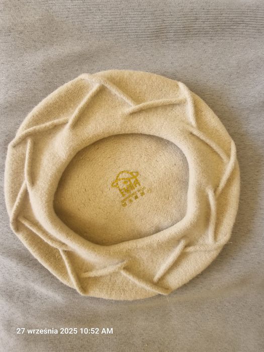 Beret wełniany rozm 11