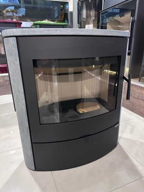 Piec wolnostojący NAVIA 02 -kamień