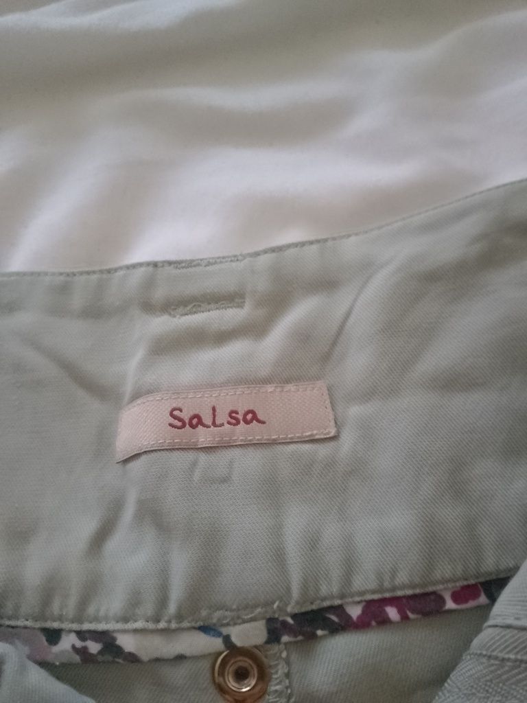 Calções salsa esverdiados
