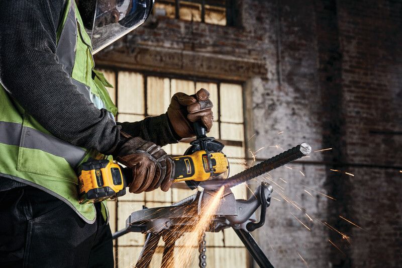 Dewalt szlifierka kątowa akumulatorowa 125mm XR 18V 1*6.0Ah T-STAK