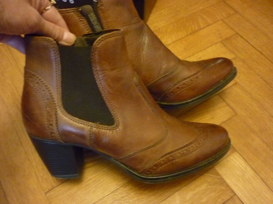 Jak nowe !!! Czekoladowy brąz, skóra licowa. Oryginalne 5TH AVENUE !!!