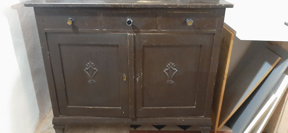 Kredens do renowacji