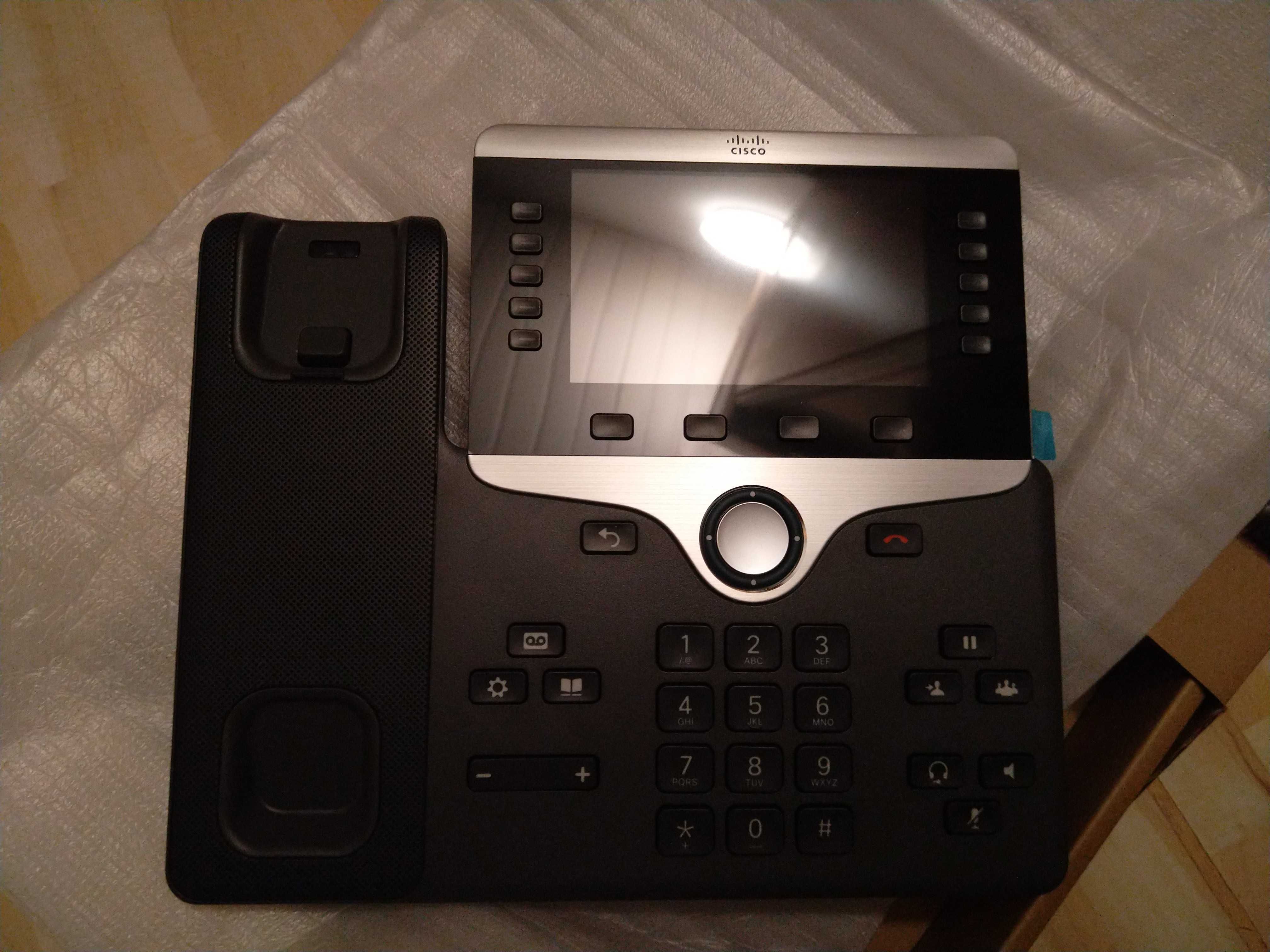 Telefon system, VoIP Cisco CP-8841-3PCCK9Kolorowy wyświetlacz czarny