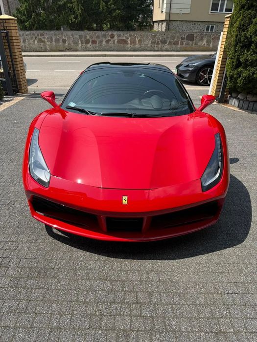 Ferrari 488 Spider