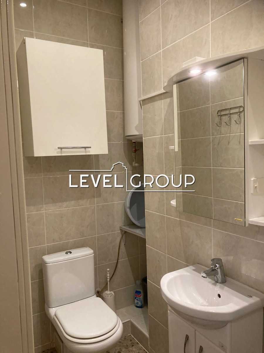 БЕЗ% .Продаж 2 к. кварт. 83 м. вул. Коновальця 36- м. Печерська 10 хв.
