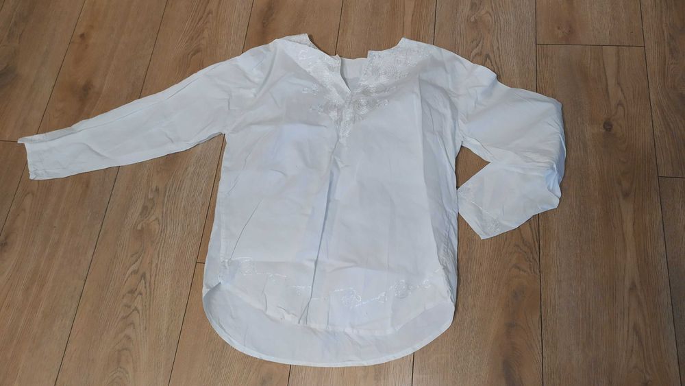 biała bluzka  rozmiar L / XL
egipska bawełna
