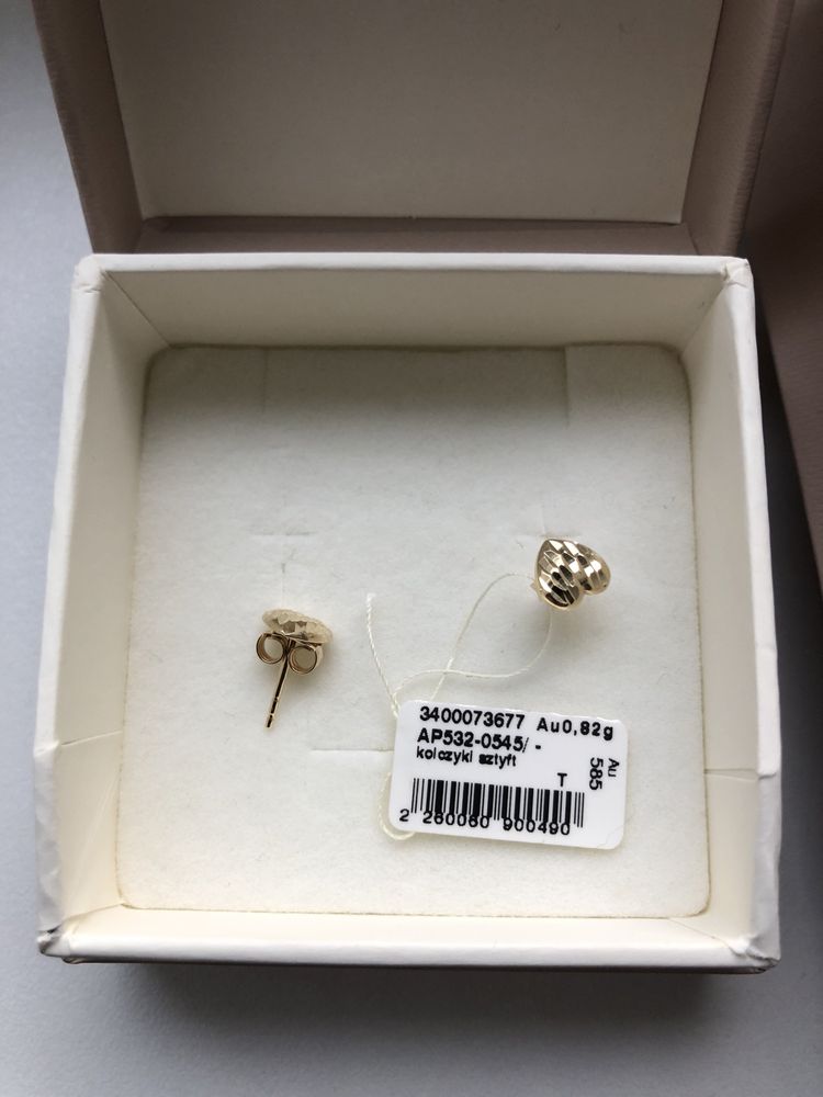 Złote kolczyki serduszka pr.585 waga0,82g APART