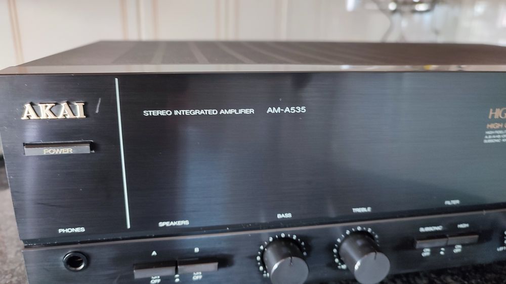 Amplificador AKAI-AM-A535
