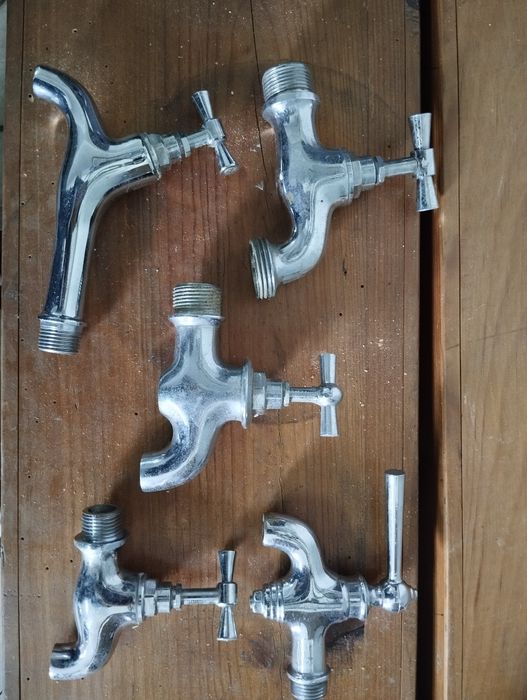 Lote de torneiras ,estilo antigo