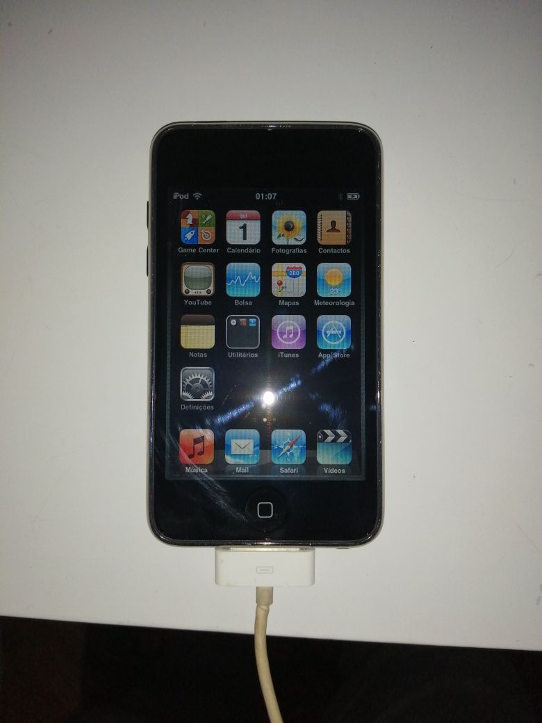 Ipod 8 GB bom estado + coluna bluetooth