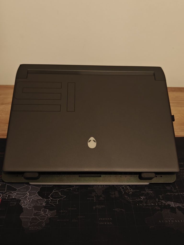 Dell Alienware M15 R7 RTX 3080TI 32gb