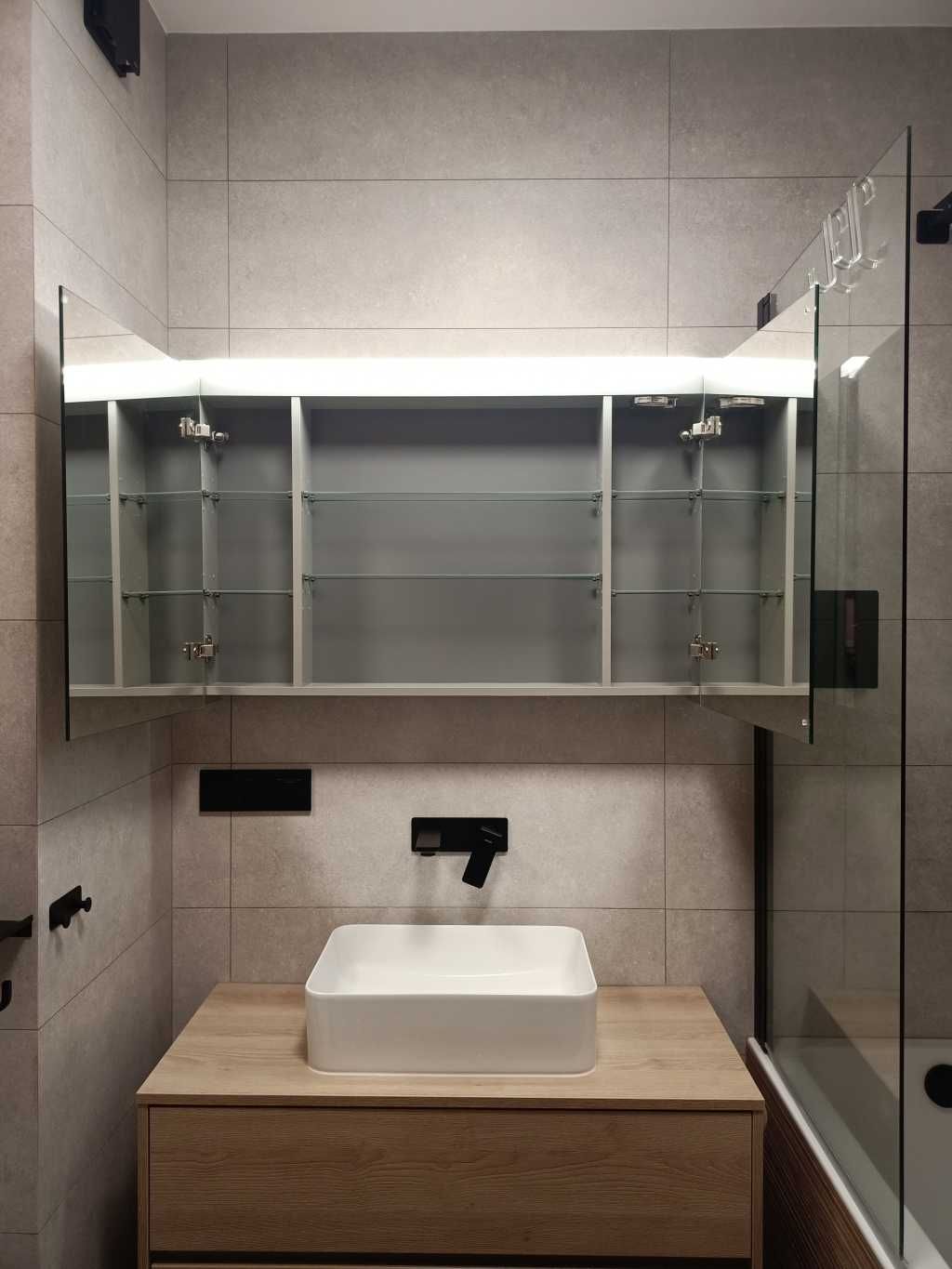 Duża, wisząca szafka łazienkowa z lustrami i oświetleniem LED, Elita