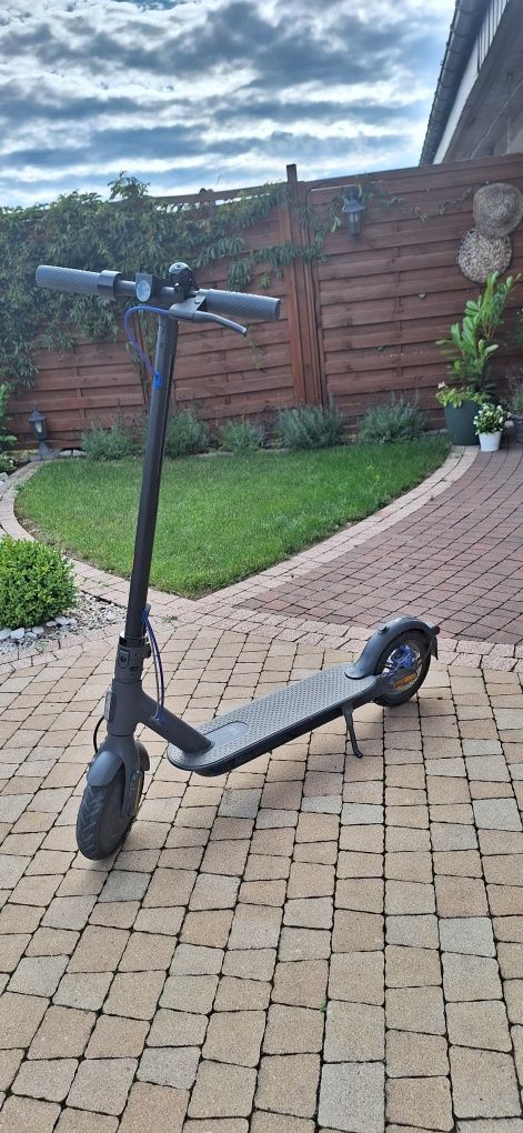 Hulajnoga elektryczna Xiaomi Mi Electric Scooter 3