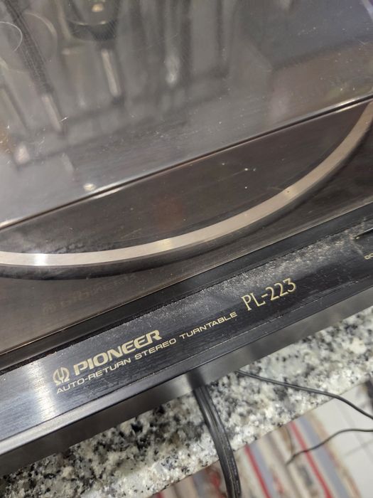 Toca discos pionner PL 223