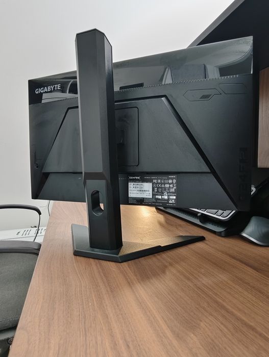 Sprzedam 2 monitory gamingowy Gigabyte G24F 2