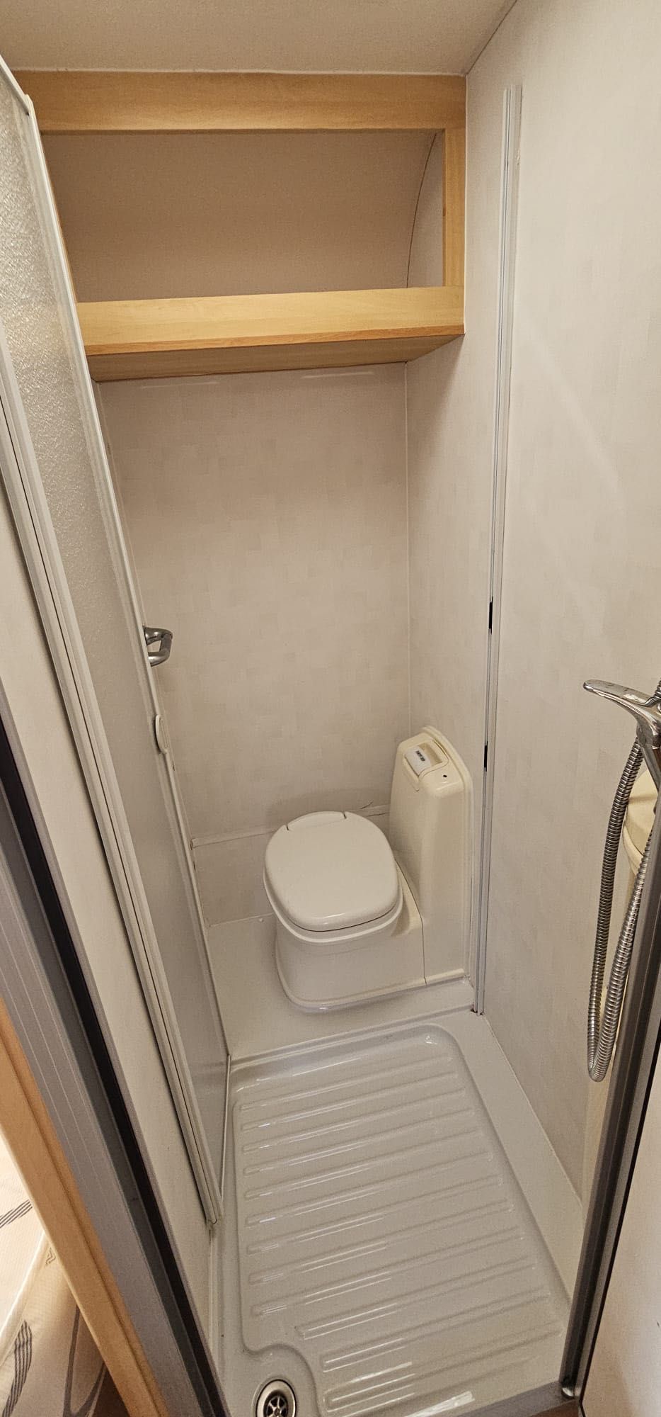 Caravana Sterling Europa 470- Impecável