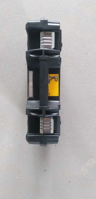 Walizka od wkrętarko-wiertarki Dewalt DCD790D2